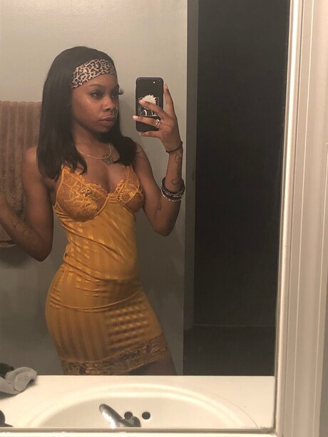 Honey Temptation_ modelo de alta calidad galerías