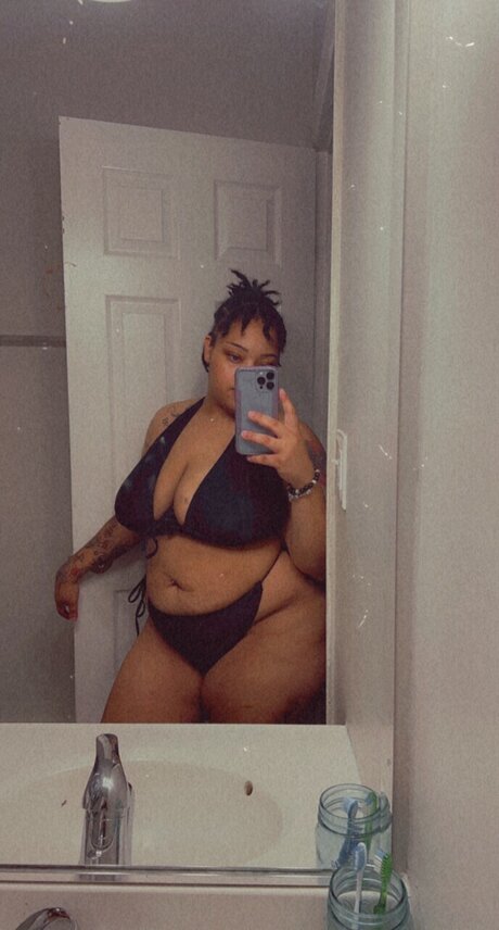 Boobie actriz atractiva foto