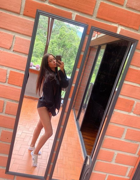 gabycaivo buena estrella porno foto