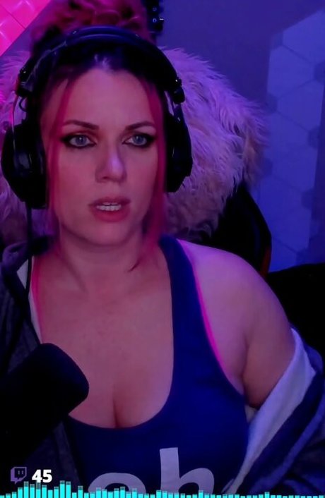 scxrlet64 desnudos de modelos galería