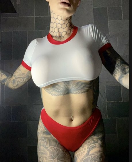 Bee Phillips modelo mejor imágenes