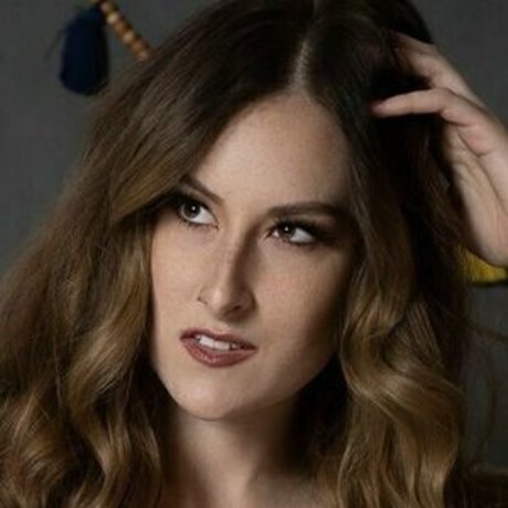 noelle armana estrella desnuda galería