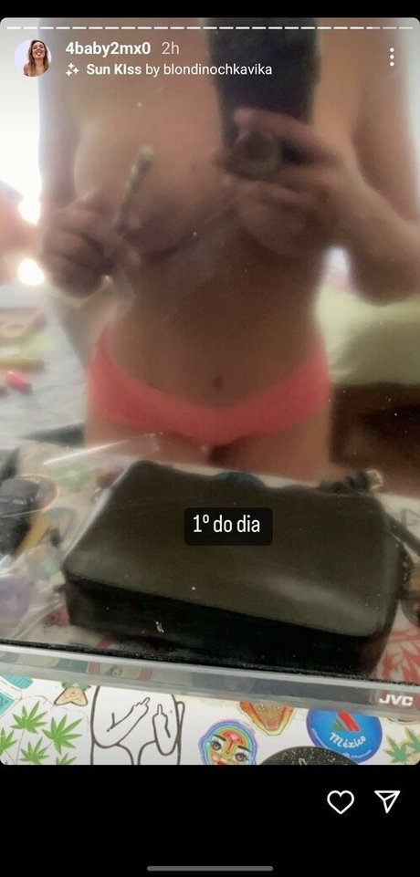 Caren Souza hermosa estrella porno fotos