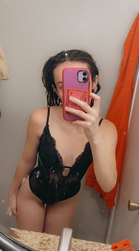 karsyngrayy modelo agradable imágenes