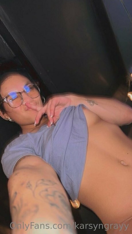 karsyngrayy modelo desnudos imagen