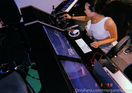 morganmunroe modelo erótico imágenes