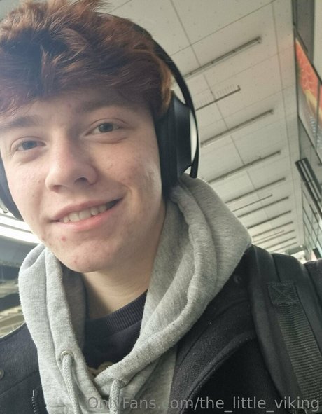 the little viking modelo fotos