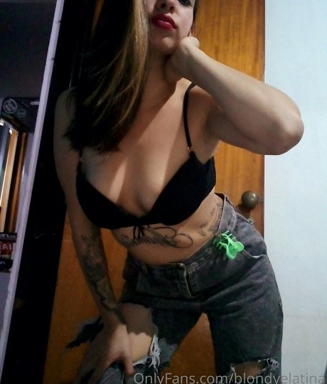 val latina bonita estrella recopilación