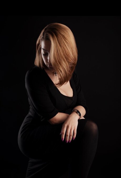 Petite LaLuna actriz fotos