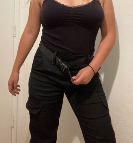 Doll modelo atractivo fotos