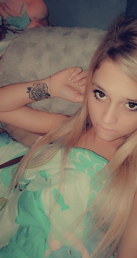 Aubrey Springs actriz erótica foto