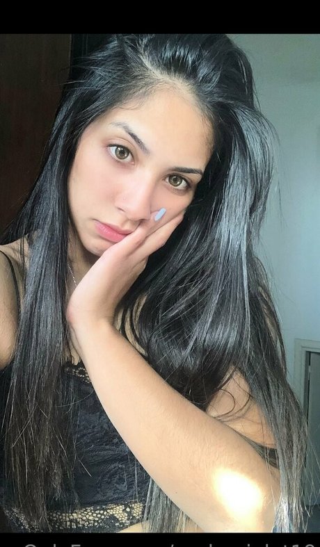 sashaviolet19 modelo adulto imagen