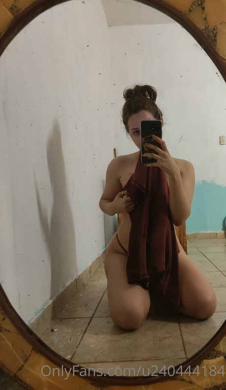 Nelly Mendez modelo agradable galerías