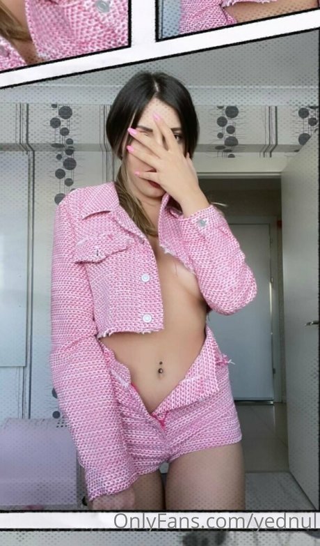 Yednul xxx estrella porno galerías