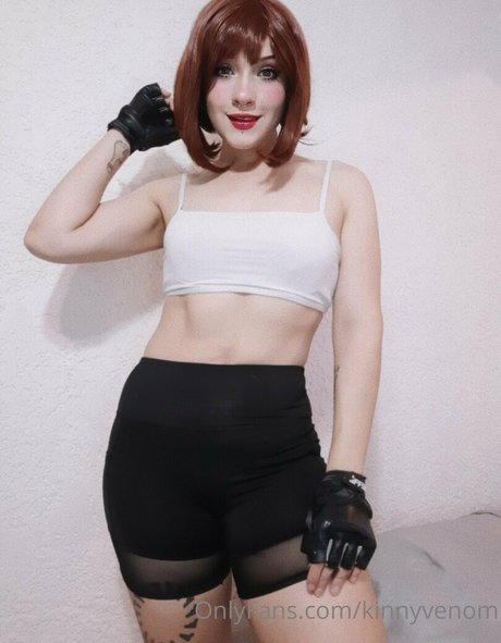 kinnyvenom buen modelo imagen