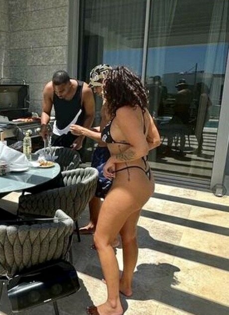 Jesy Nelson modelo desnudos foto