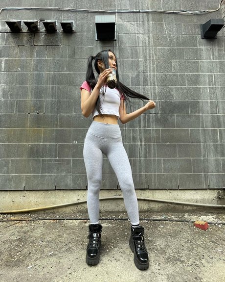 luvxmi bonita actriz galería