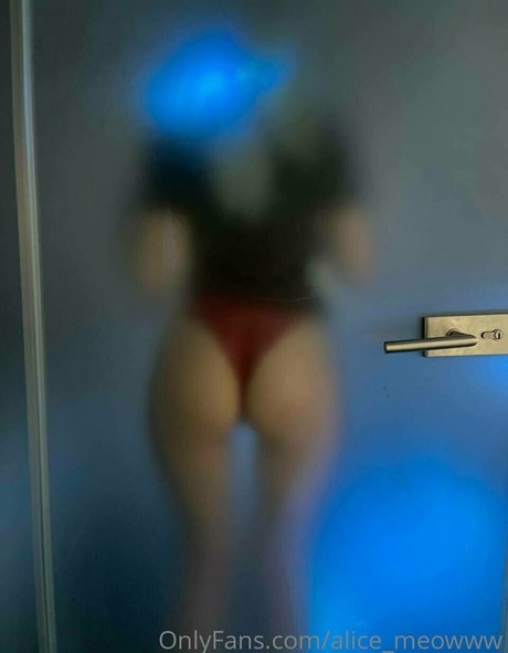 alice hot xxx Fotoaufnahmen