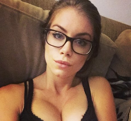 morena pov onlyfans alta calidad mejor archivo