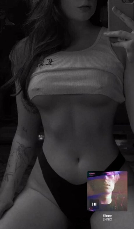 Leonie Busse estrella porno hd imágenes