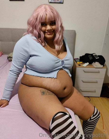 curvypotchi modelo atractivo galerías