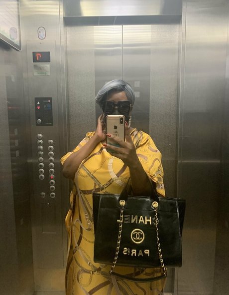 madam___caramel modelo hd imagen