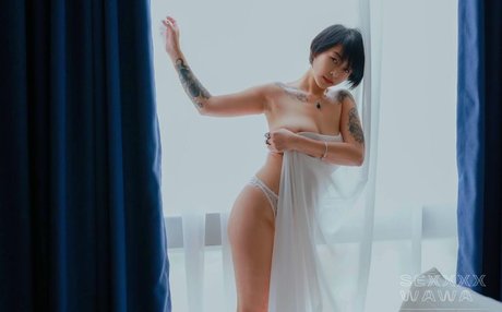 Maimaiwhyder modelo atractivo imagen