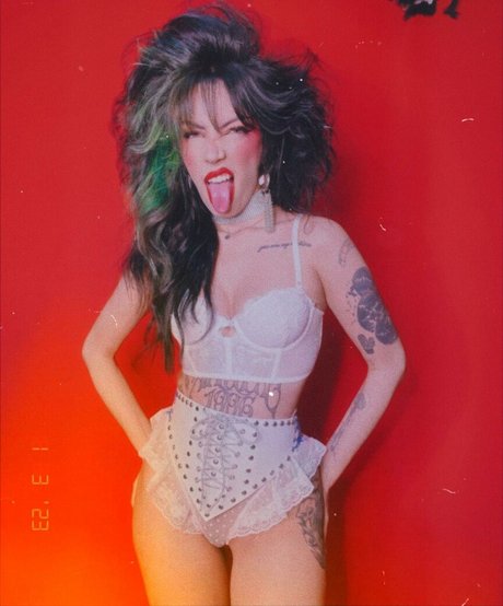 Angel Ferrari estrella porno en alta definición galerías