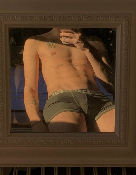 heyokihey00 desnudos estrella porno imagen