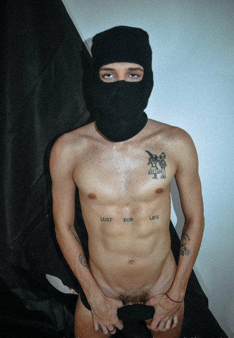 heyokihey00 modelo sexual foto