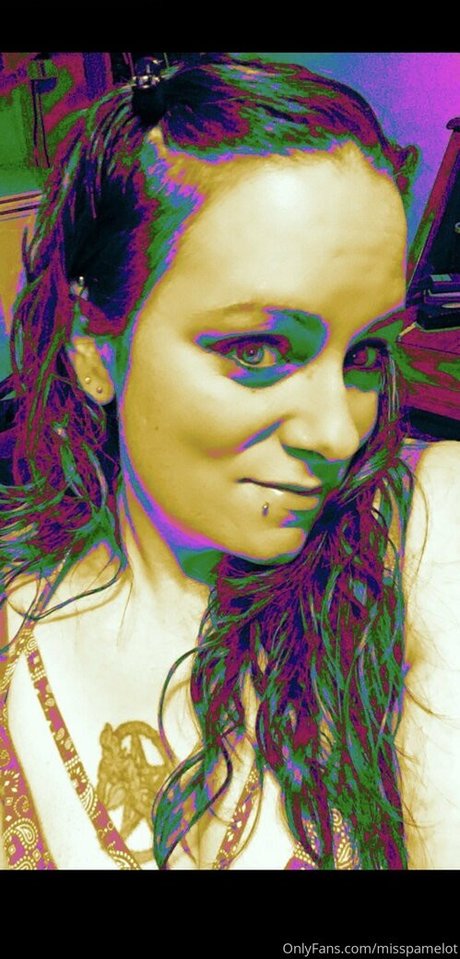 misspamelot buen modelo foto