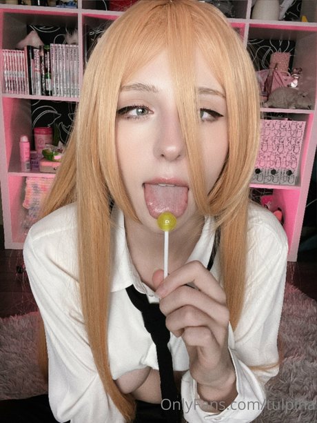 Tulpina estrella porno de arte imágenes