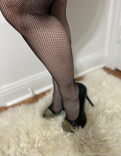 lovergirllyss arte estelar galería