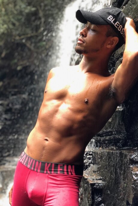 PR Prin e actriz atractiva galerías