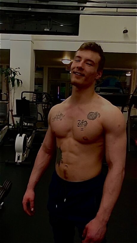 Nottheonefitz desnudos de estrellas porno foto