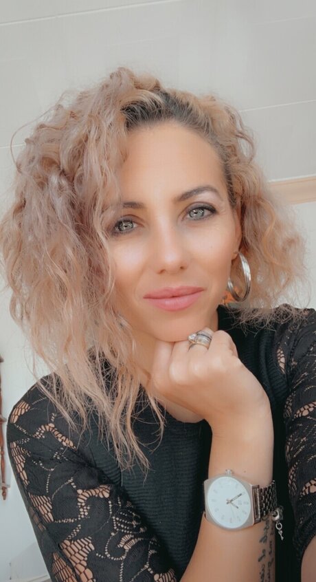 Love by Lory bonita estrella porno foto