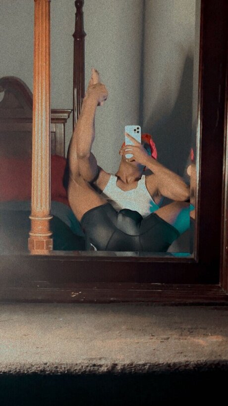 Laced modelo pornografico foto