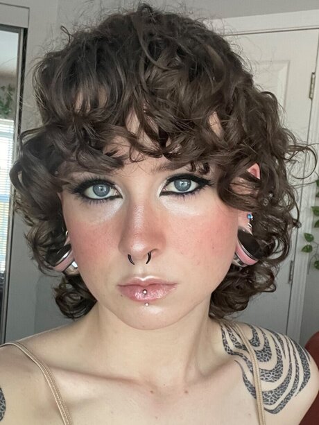 Sunni modelo bonita imágenes