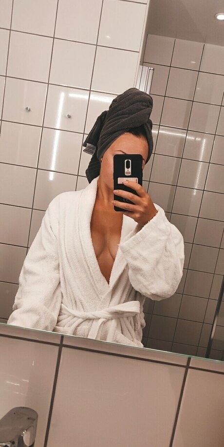 swedishskimaskgirl estrella pornografica galerías