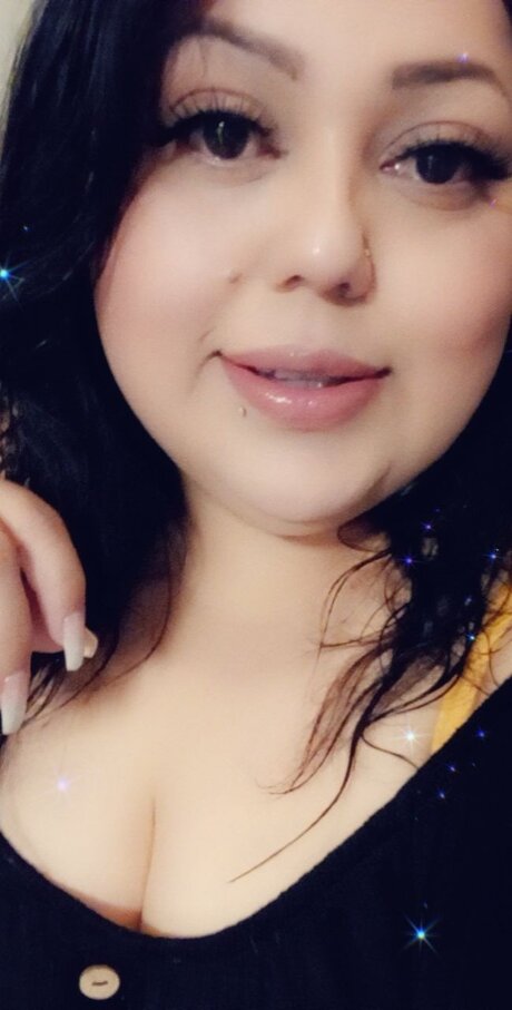 Marissa Yanez modelo erótico imágenes