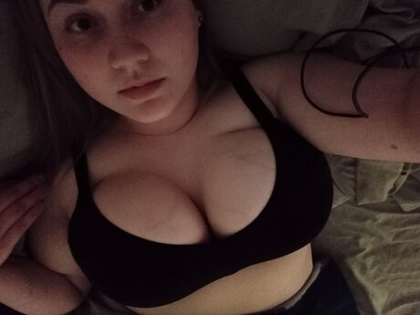 Wetmelonsss bonita actriz fotos