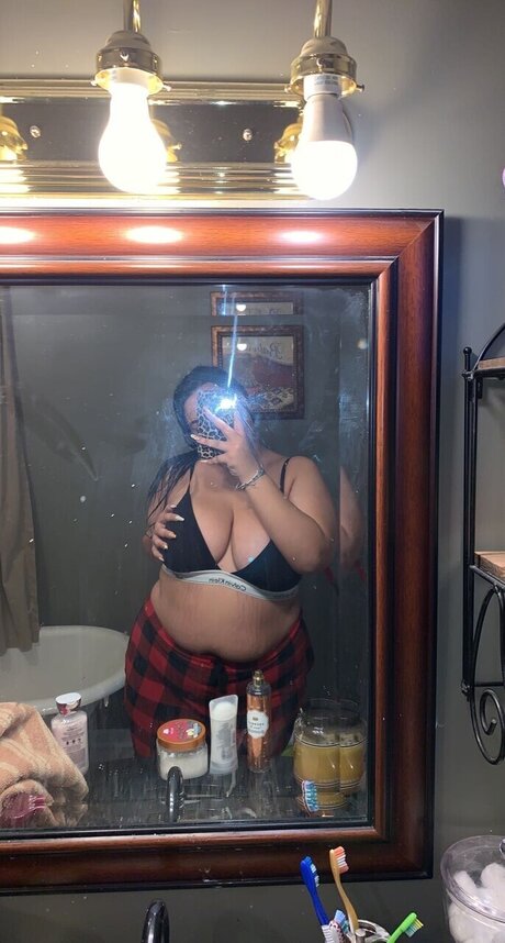 kira modelo hd galerías