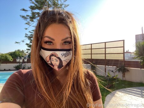 Shaiden Rogue modelo xxx imágenes