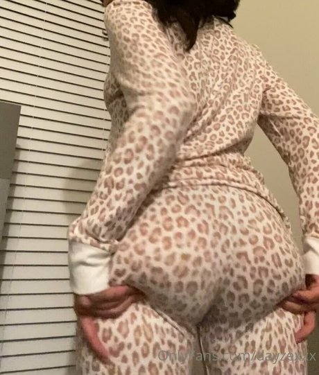 dayzevana estrella porno bonita fotos