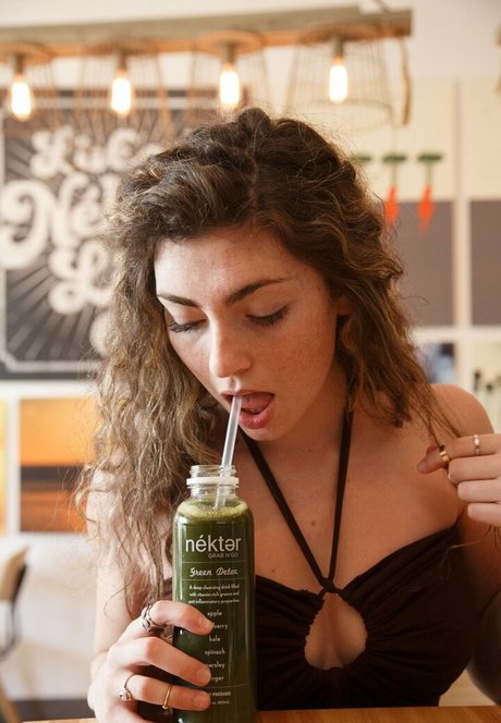 Gillian Barnes modelo hermosa galerías