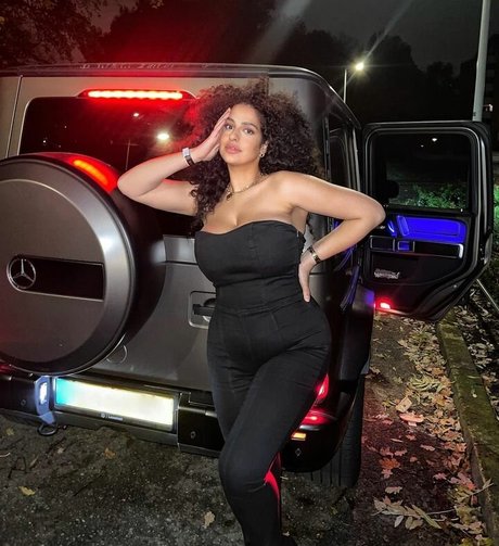 tetas grandes corrida onlyfans desnudos calientes recopilación