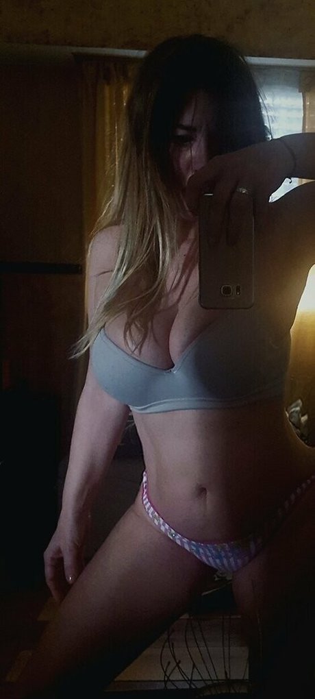 debboracarl actriz desnuda recopilación