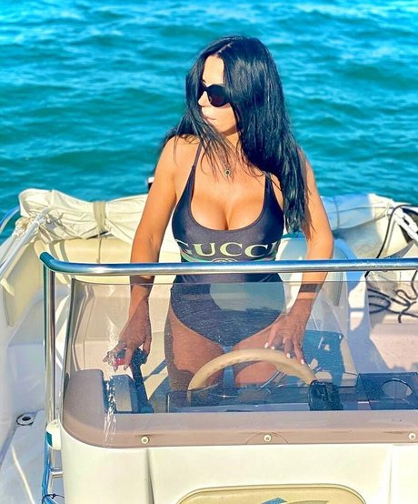 Elsa Marra actriz caliente imágenes