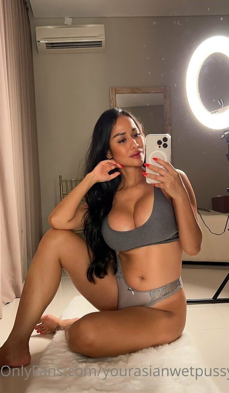 yourasianwetpussy actriz de desnudos imagen