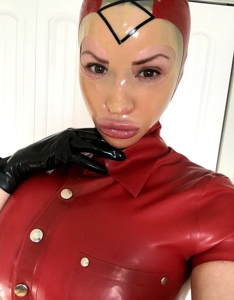 biancabeauchamp estrella perfecta galerías